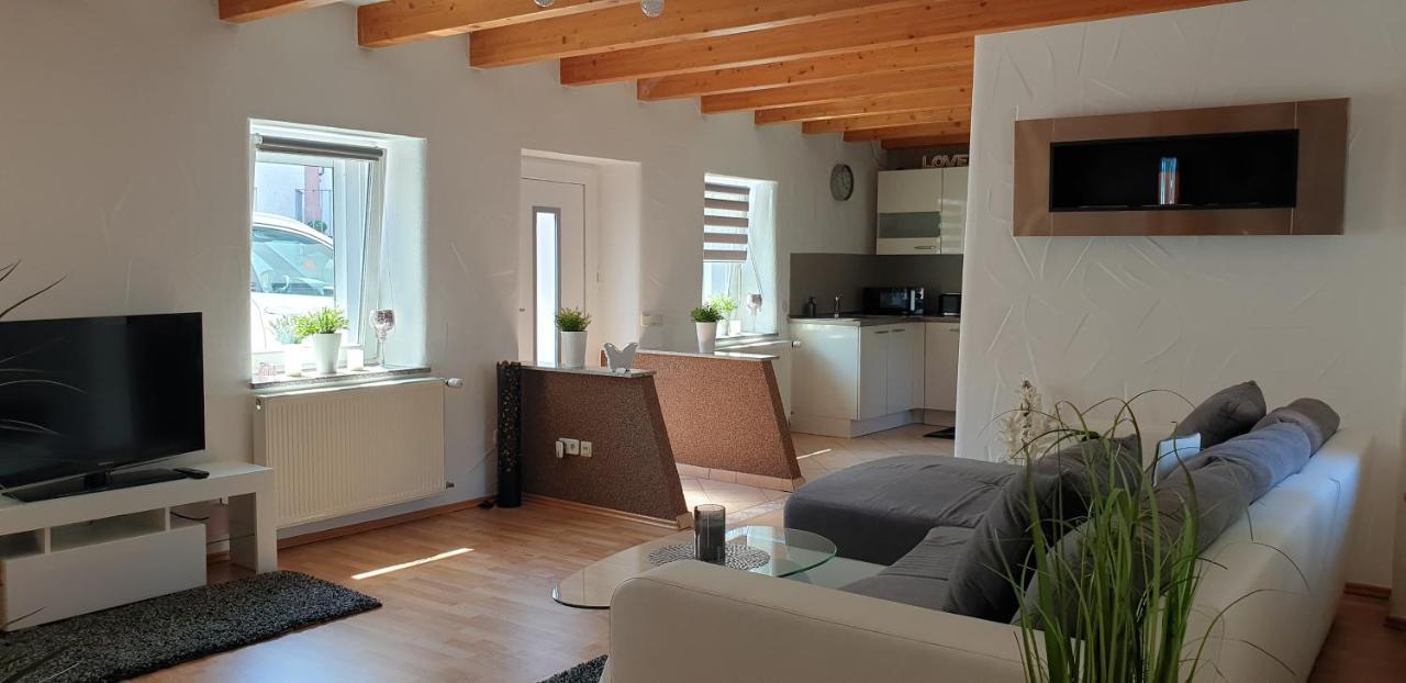 Ferienhaus Sabine Im Biosphaerenreservat Bliesgau Блискастел Екстериор снимка